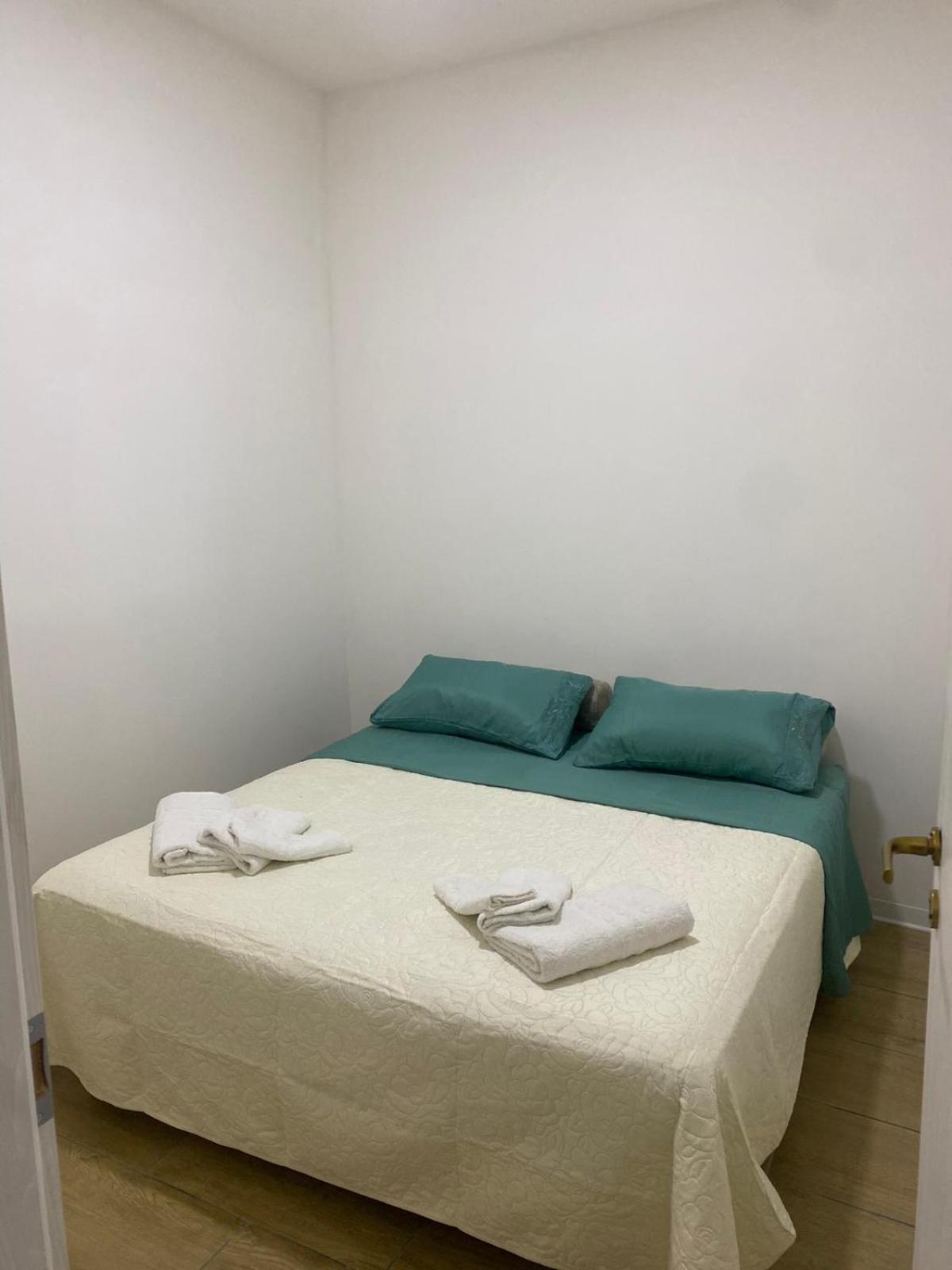 Home Rebecca نابولي المظهر الخارجي الصورة