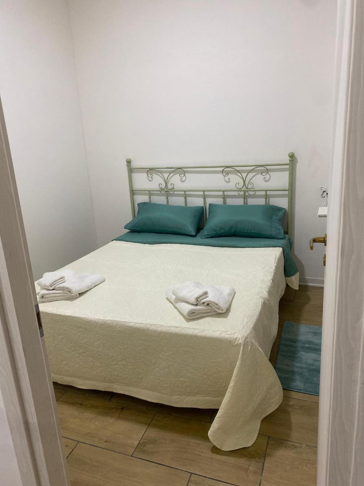 Home Rebecca نابولي المظهر الخارجي الصورة