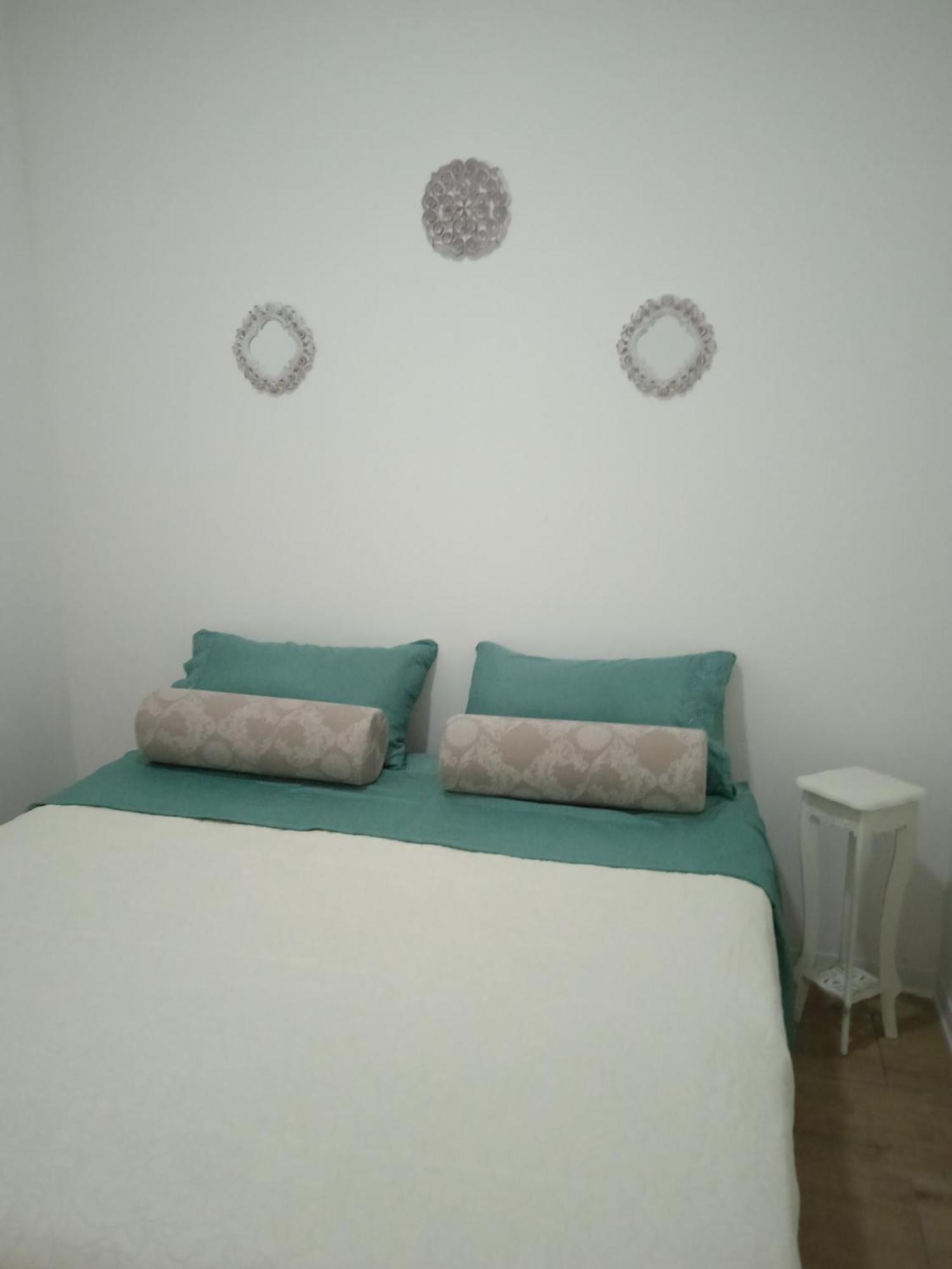 Home Rebecca نابولي المظهر الخارجي الصورة